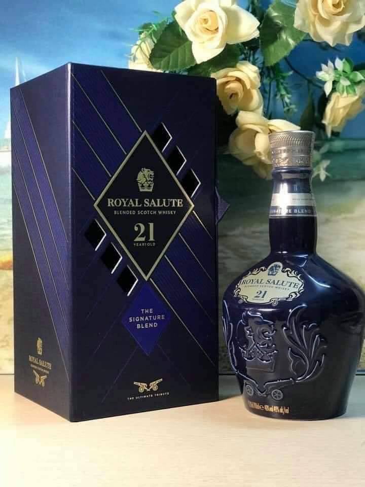 Hộp đựng rượu giấy tinh tế và ấn tượng Hộp đựng rượu giấy tinh tế và ấn tượng