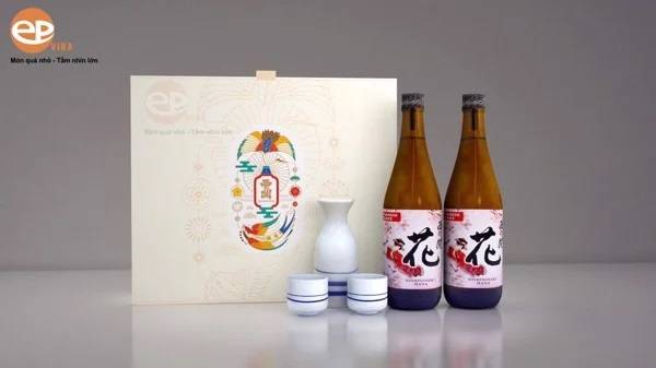 Hộp rượu Sake 720ml