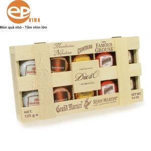 Sôcôla duc d"o nhân rượu hộp gỗ 125g